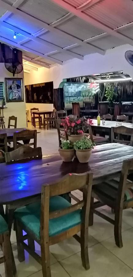 La Famosa Costillas A La Lena Jarabacoa Dış mekan fotoğraf
